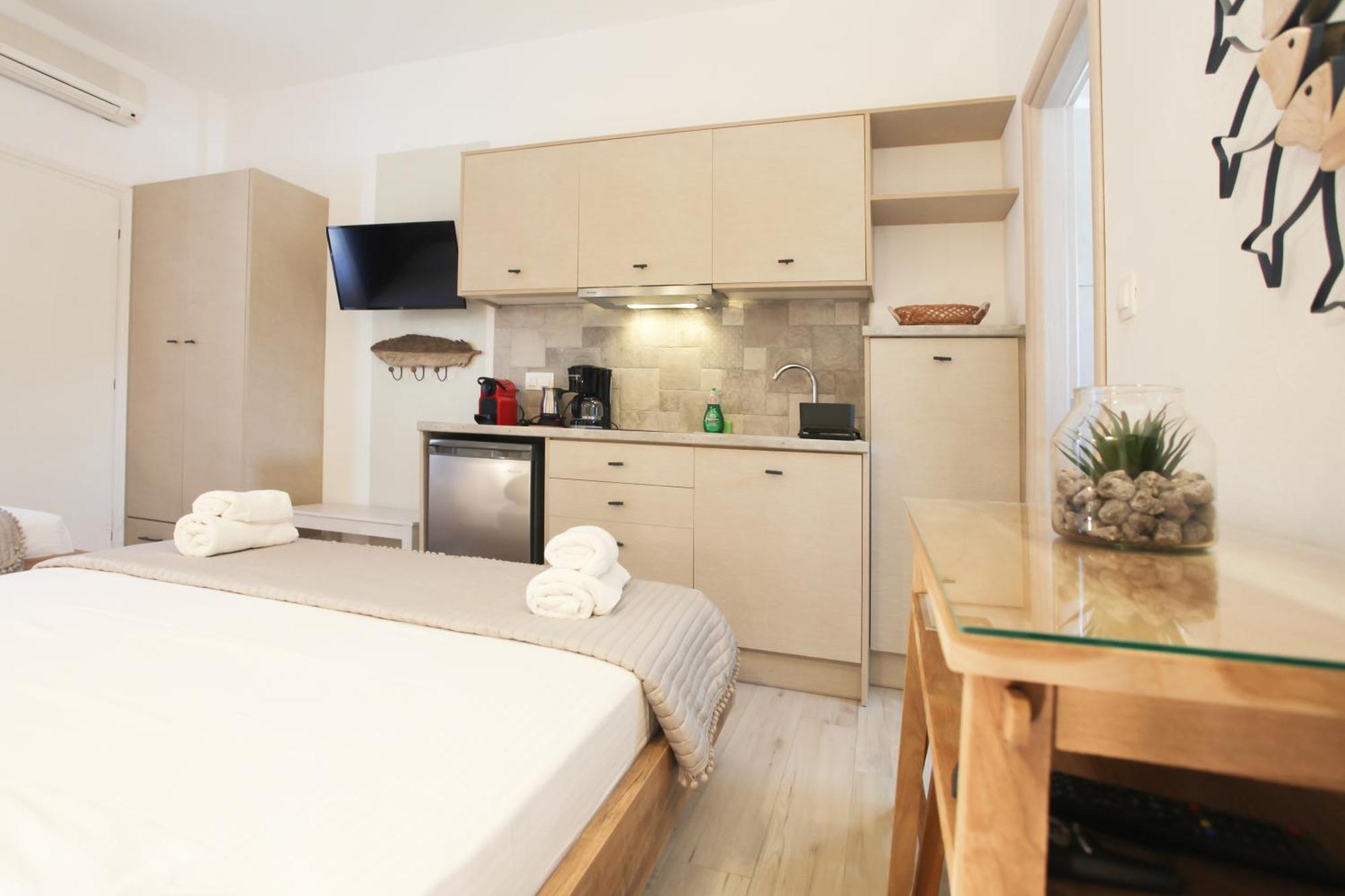 Skyros Avra Residences Room photo